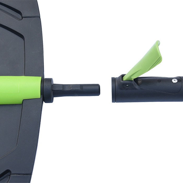 Connection of large plastic leaf rake