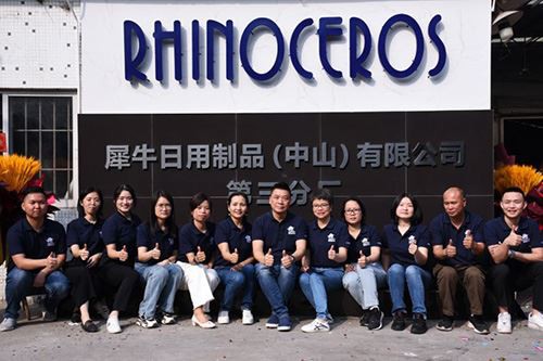 Sự khởi đầu của một cuộc đấu tranh mới một bữa tiệc mùa hè thú vị